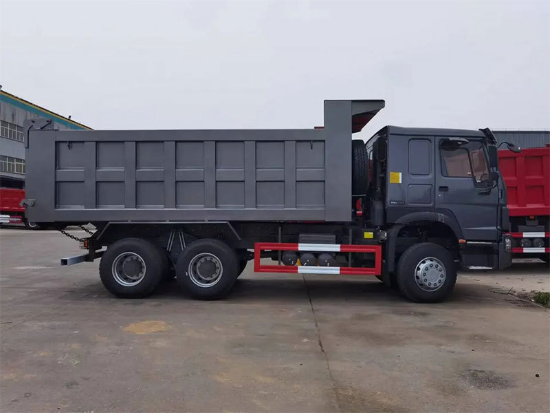 30T Sinotruck Howo Dump Truck