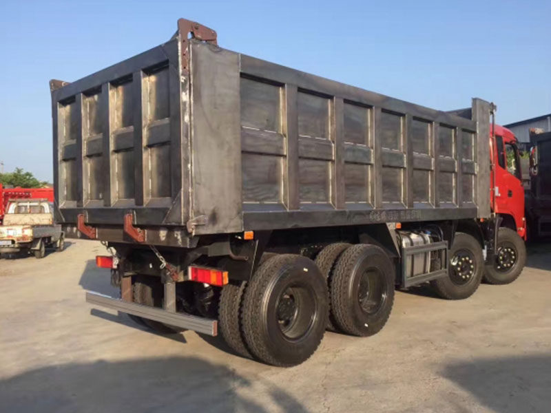  used refurbished 8×4 Dongfeng dump truck