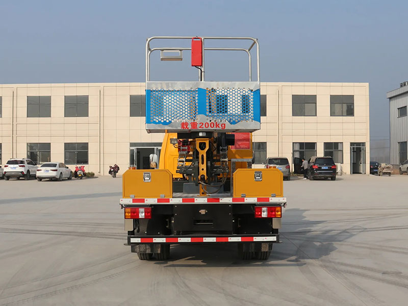 24m Aerial Work Platform Truck