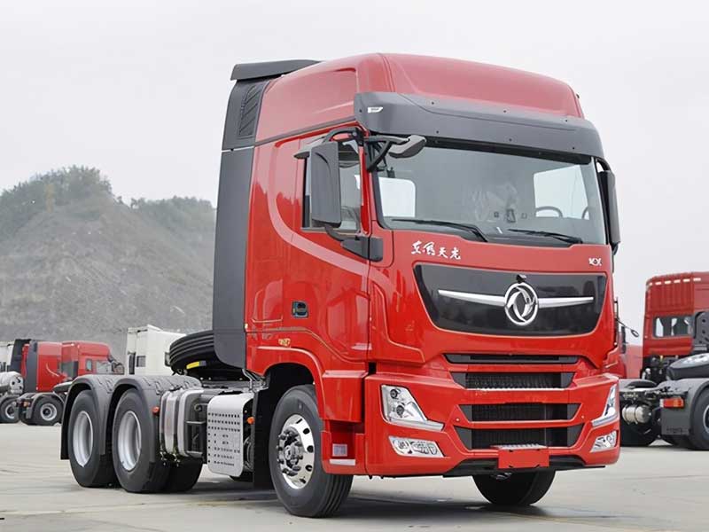 Dongfeng KX 6x4 Tractor Truck