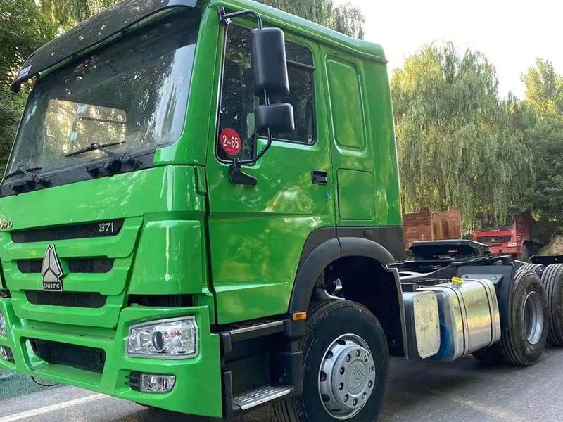 Used Sinotruck Howo 6x4 Tractor Truck